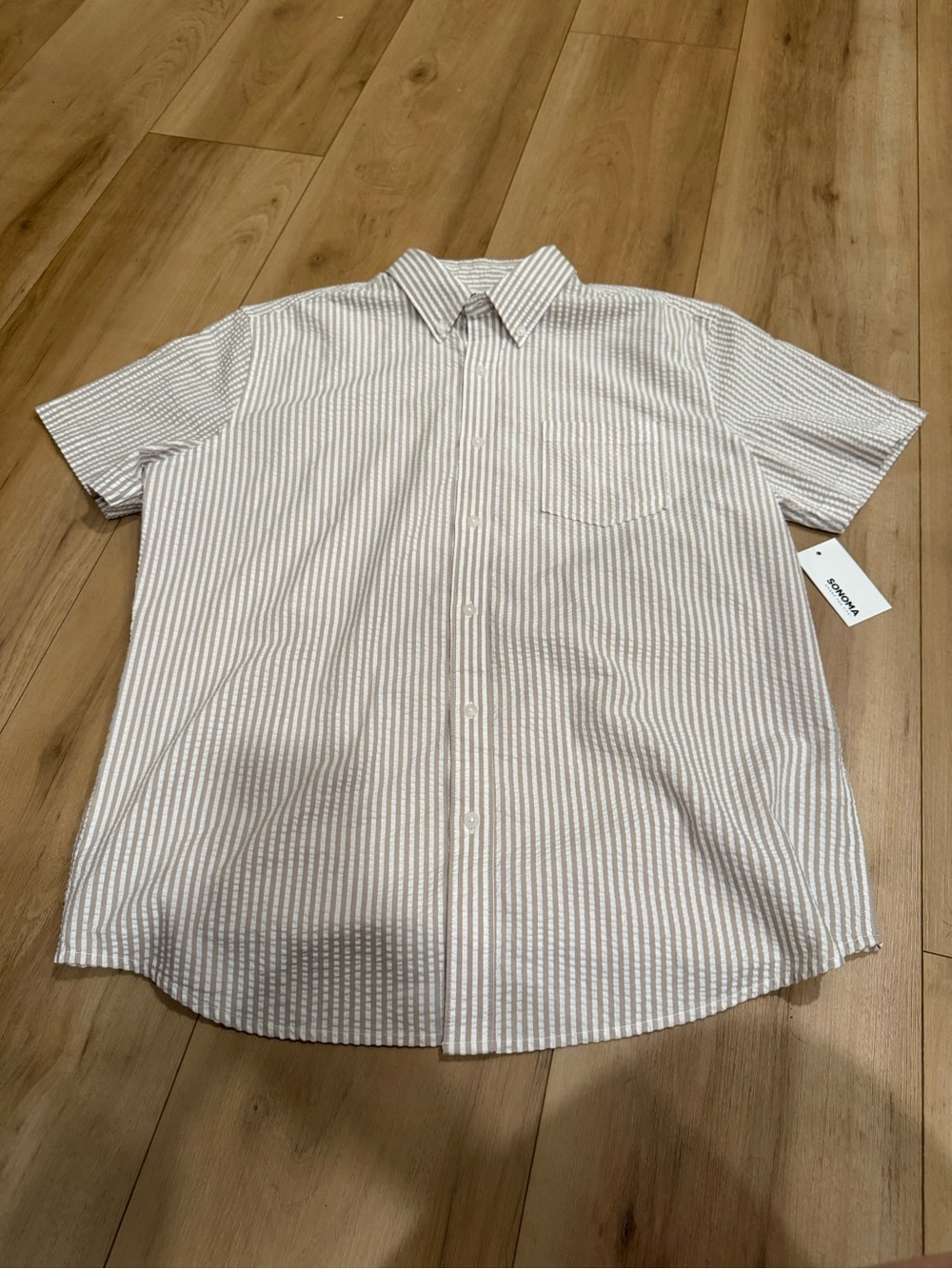 Men's Short Sleeve Striped Button-Up Shirt - White & Beige Large